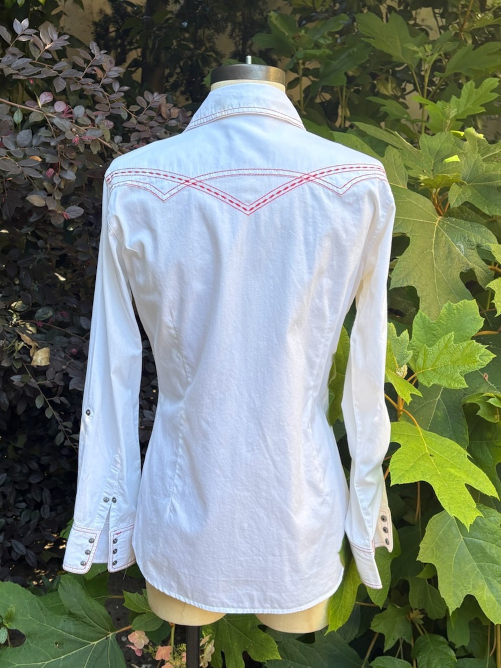 Ariat fitted long-sleeve western snap-down shirt - size M - Picture 4 of 4